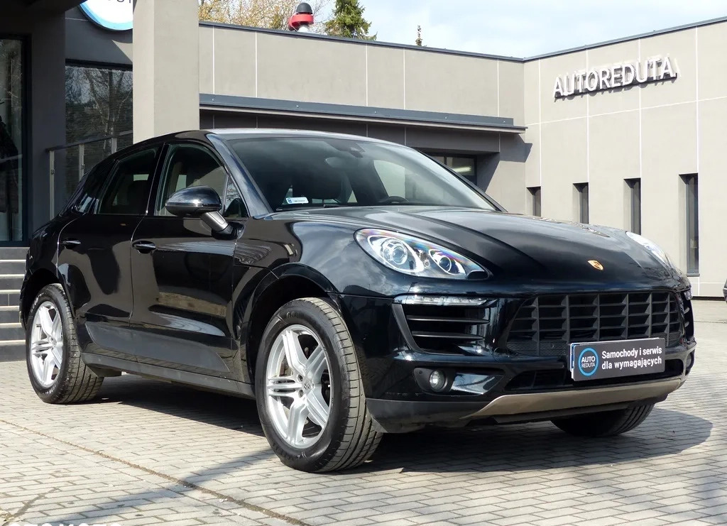 Porsche Macan cena 154900 przebieg: 92959, rok produkcji 2017 z Limanowa małe 301